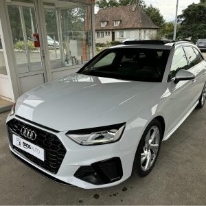 AUDI A4 AVANT S-LINE 3.0L V6 45 TDI 231ch