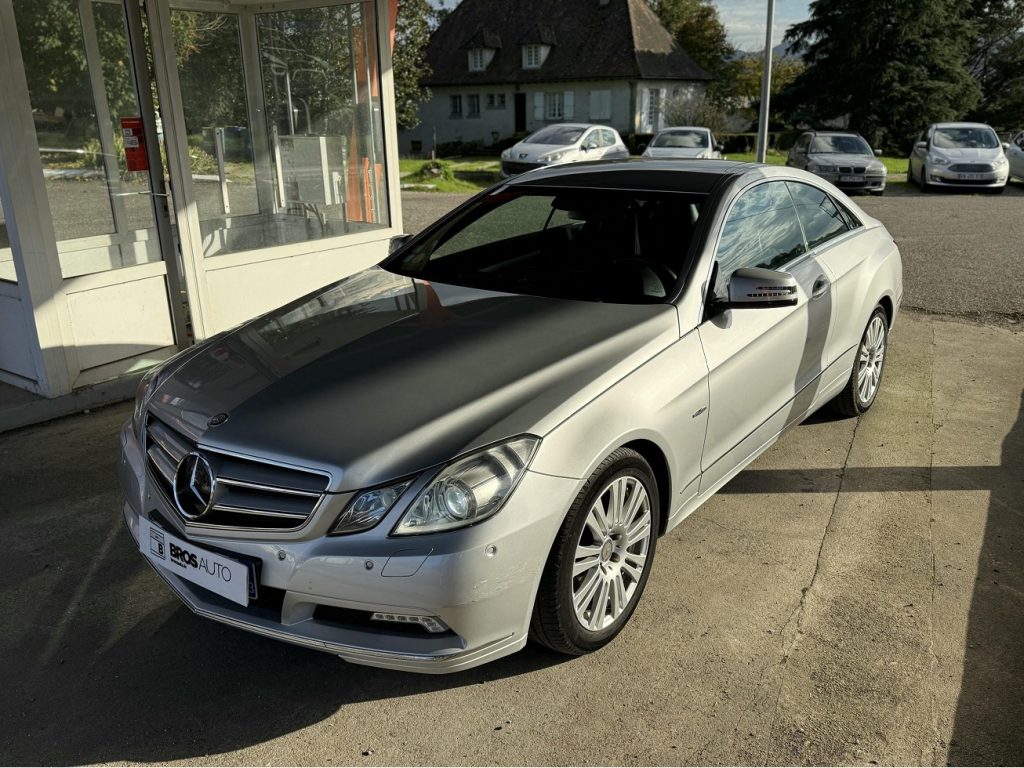 MERCEDES BENZ Classe E Coupé E250